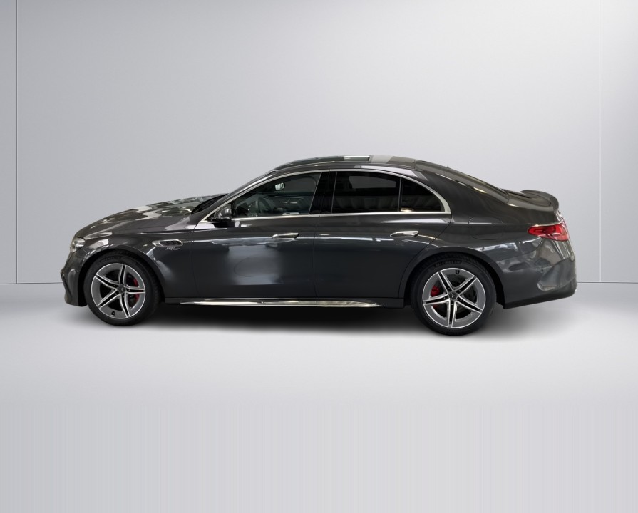 Mercedes-Benz E 53 AMG 4MATIC+ (2)
