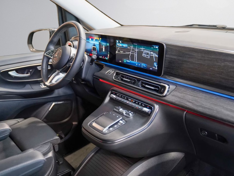 MERCEDES-BENZ V-Class 2024 — imagine 17