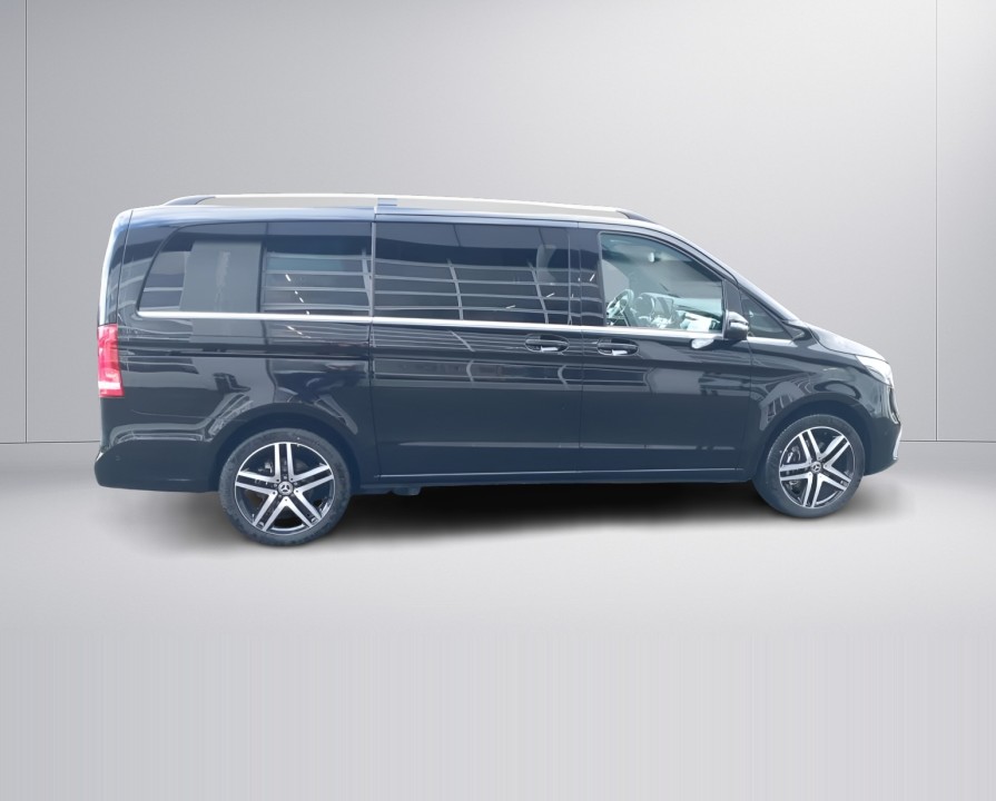 MERCEDES-BENZ V-Class 2023 — imagine 2