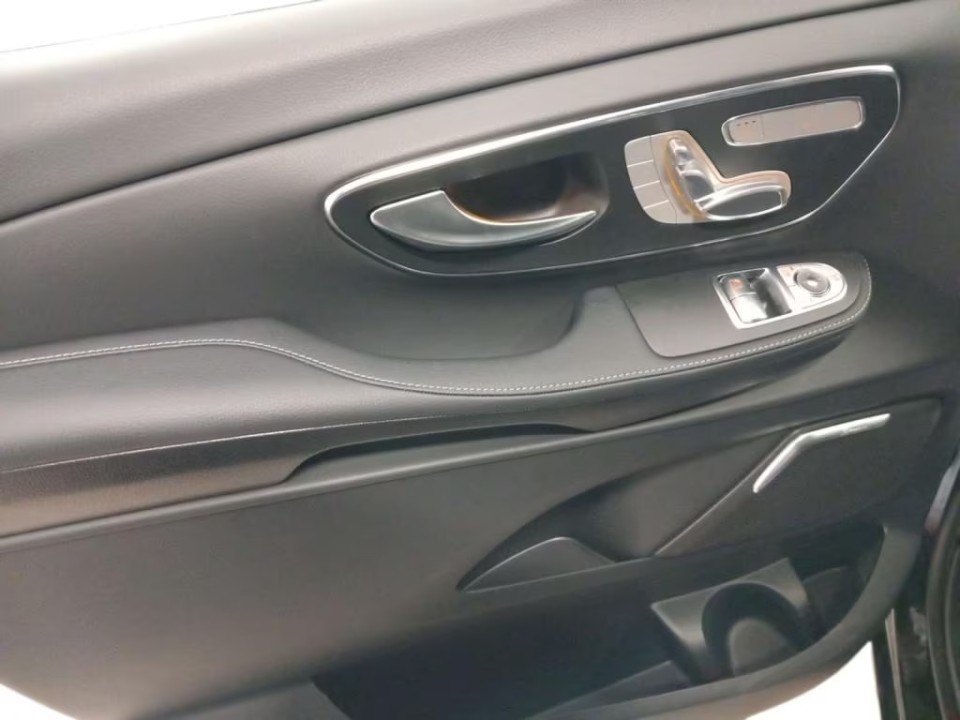 Mercedes-Benz V 300d 4MATIC Long Avantgarde - foto 16