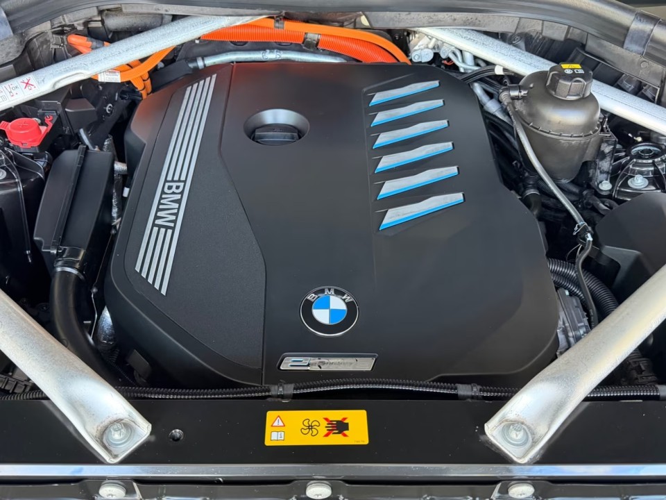 BMW X5 xDrive45e - foto 42