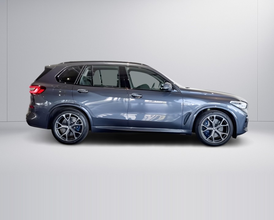 BMW X5 2022 — imagine 3