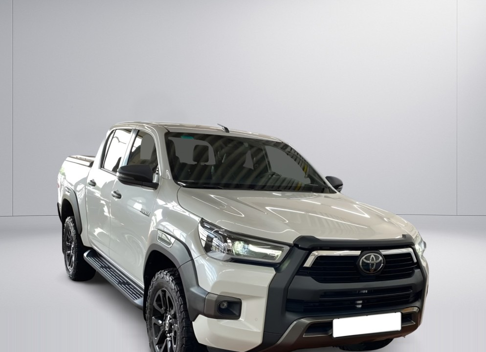 TOYOTA Hilux 2021