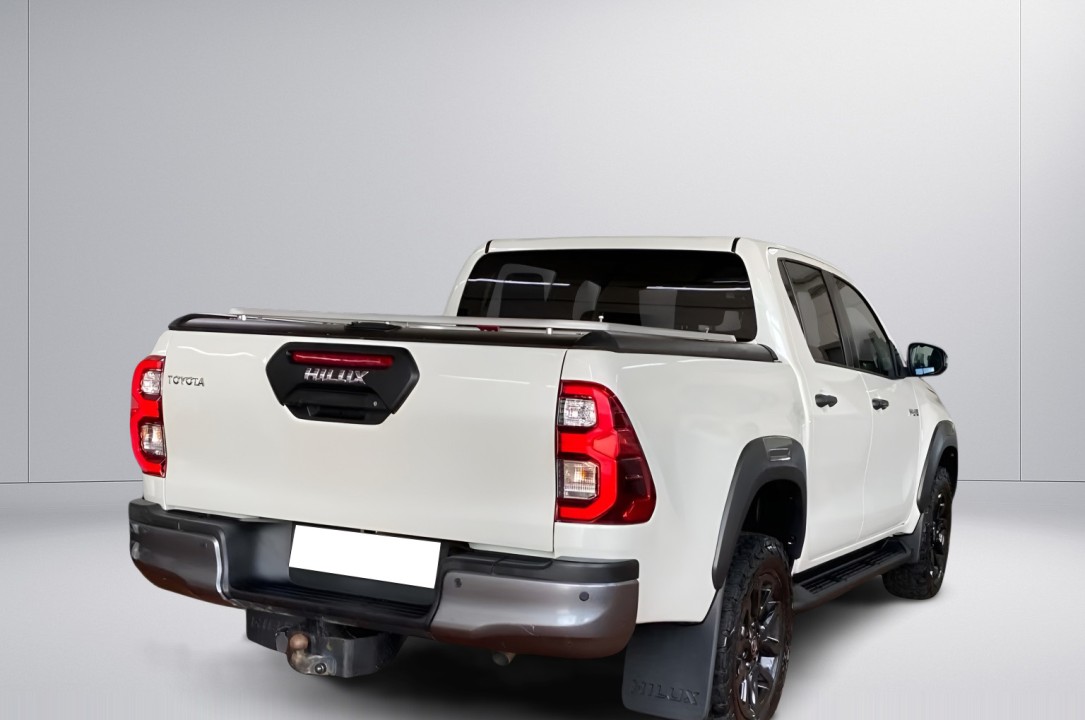 TOYOTA Hilux 2021 — imagine 3