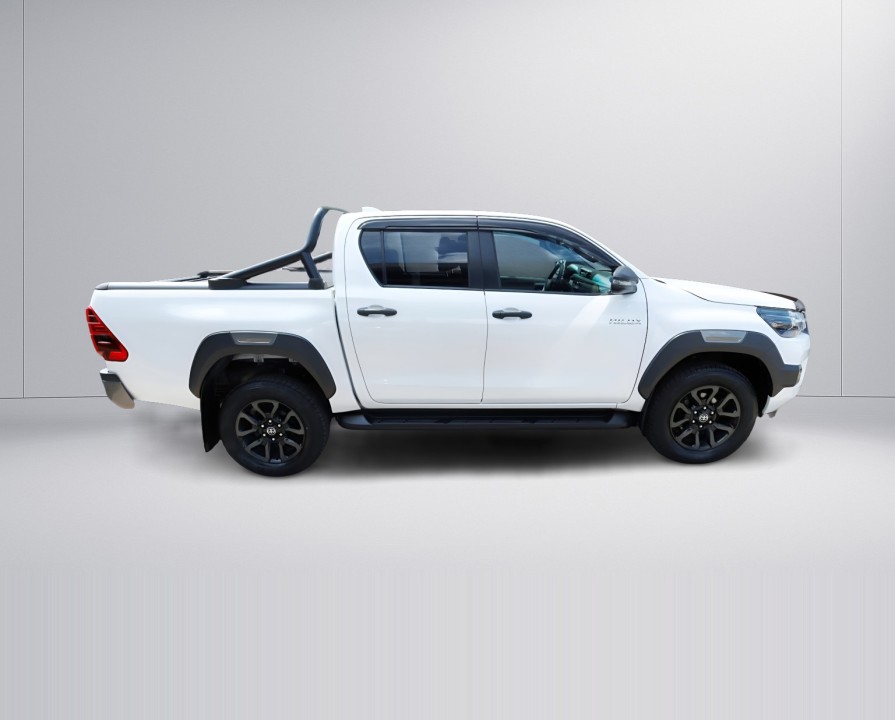 TOYOTA Hilux 2022 — imagine 2