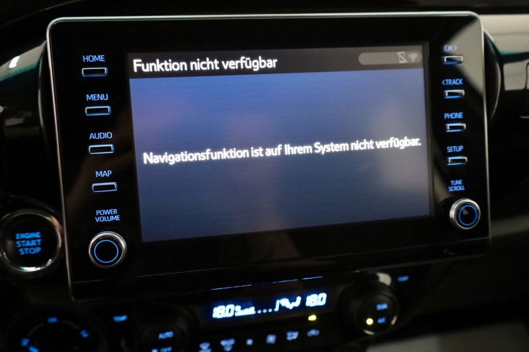 Toyota Hilux 2.8D Invincible - foto 21