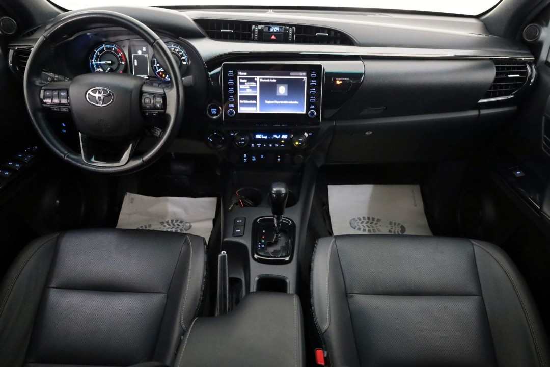 Toyota Hilux 2.8D Invincible - foto 15