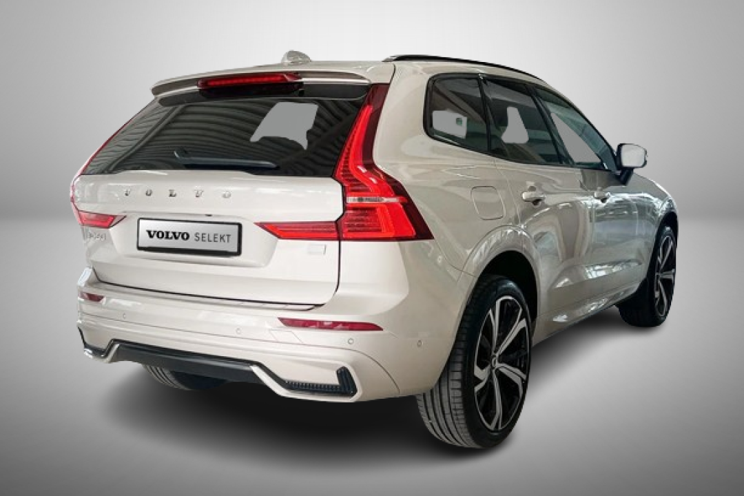 Volvo XC 60 Recharge T6 Ultimate Dark (2)