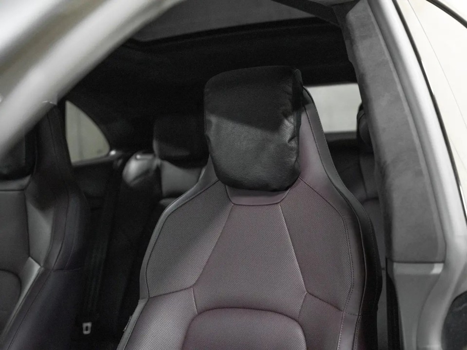 Porsche Macan Turbo - foto 20