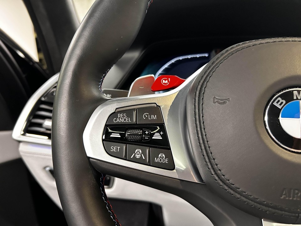 BMW X5 M Competition - foto 15