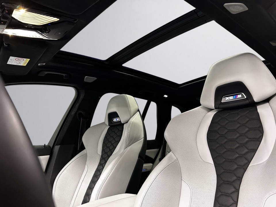BMW X5 M Competition - foto 31