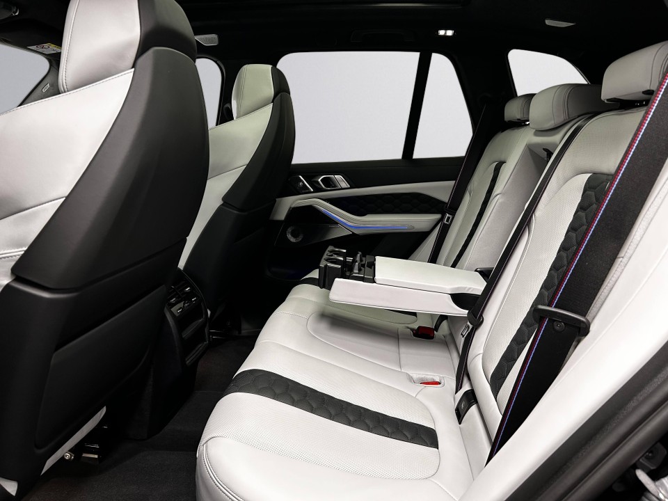 BMW X5 M Competition - foto 34