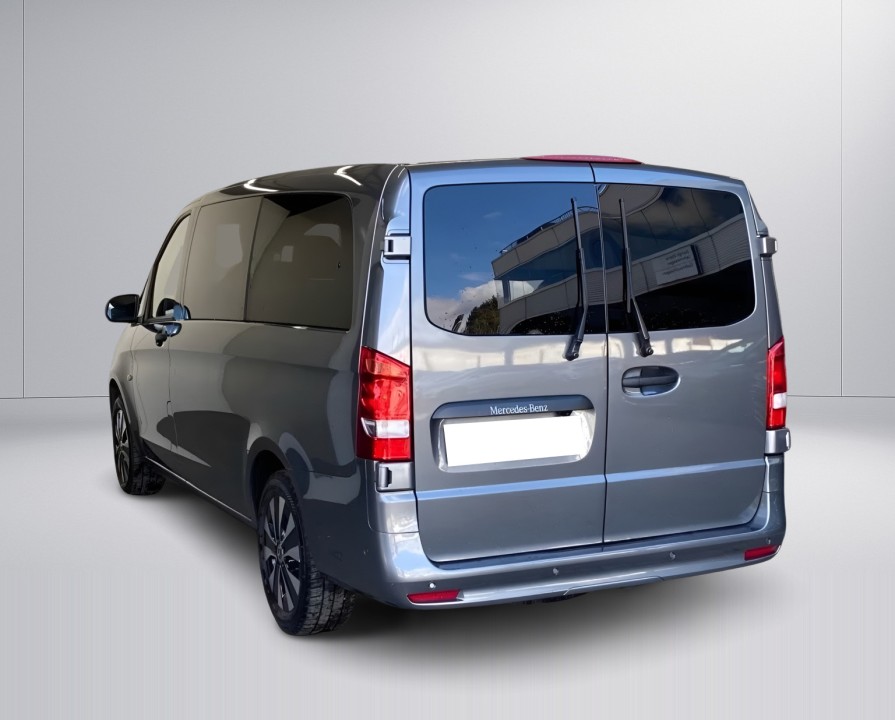 Mercedes-Benz Vito 124 CDI Tourer (5)