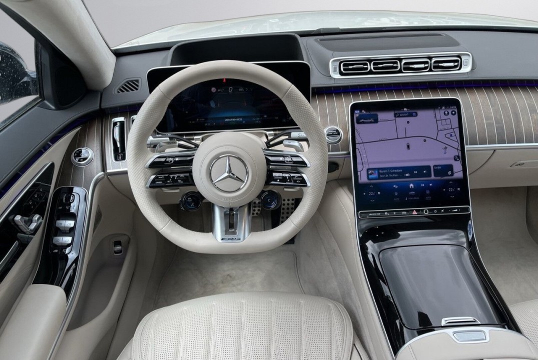 Mercedes-Benz S AMG 63 E Performance - foto 16