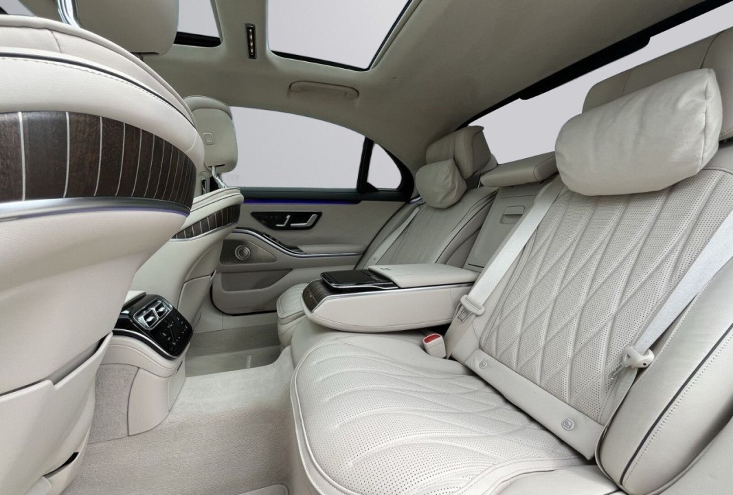 Mercedes-Benz S AMG 63 E Performance - foto 10