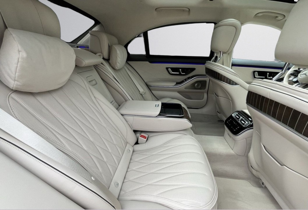 Mercedes-Benz S AMG 63 E Performance - foto 11