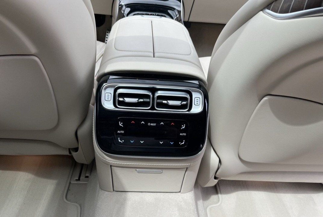Mercedes-Benz S AMG 63 E Performance - foto 19
