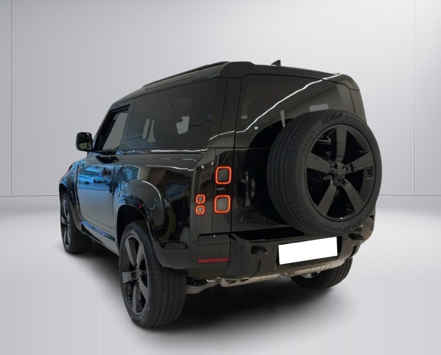 Land Rover Defender 90 D200 X-Dynamic SE (4)
