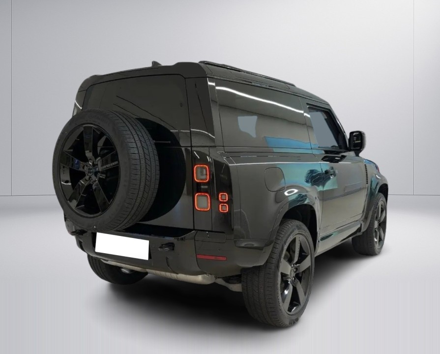 Land Rover Defender 90 D200 X-Dynamic SE (3)
