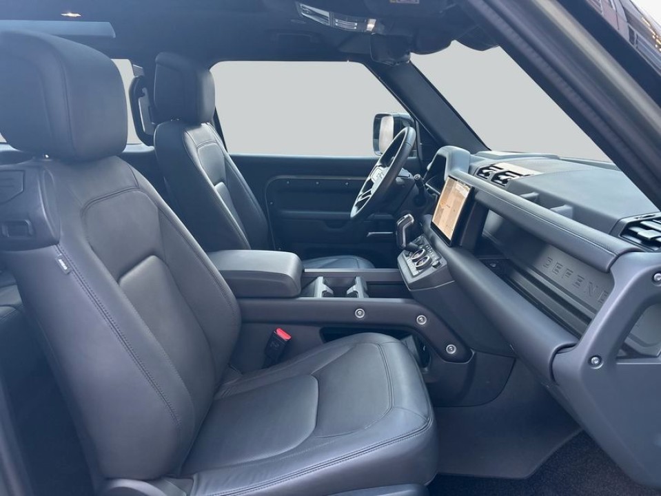 Land Rover Defender 90 D300 X-Dynamic HSE - foto 6
