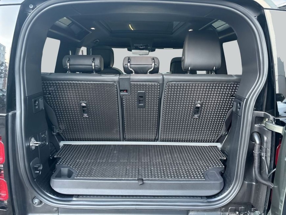 Land Rover Defender 90 D300 X-Dynamic HSE - foto 21