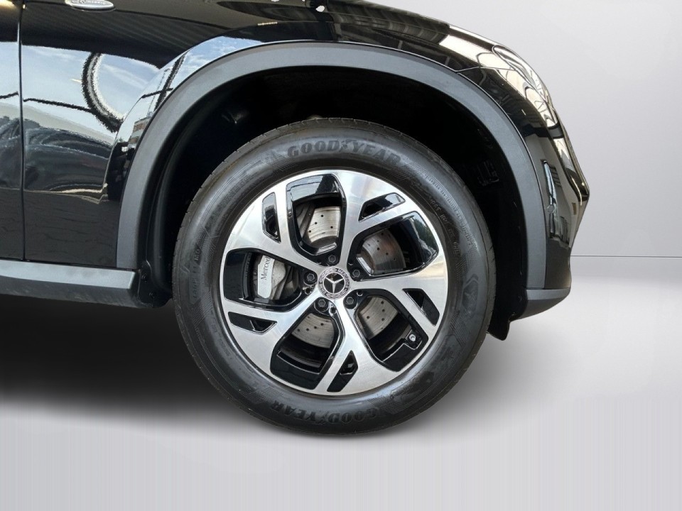 Mercedes-Benz GLC 300e 4MATIC Avantgarde - foto 21