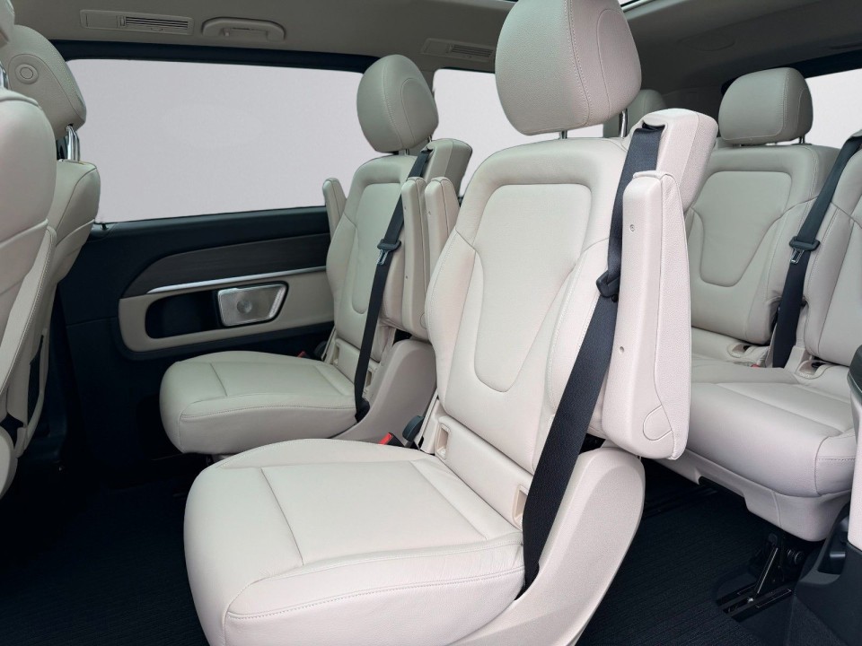 MERCEDES-BENZ V-Class 2024 — imagine 16