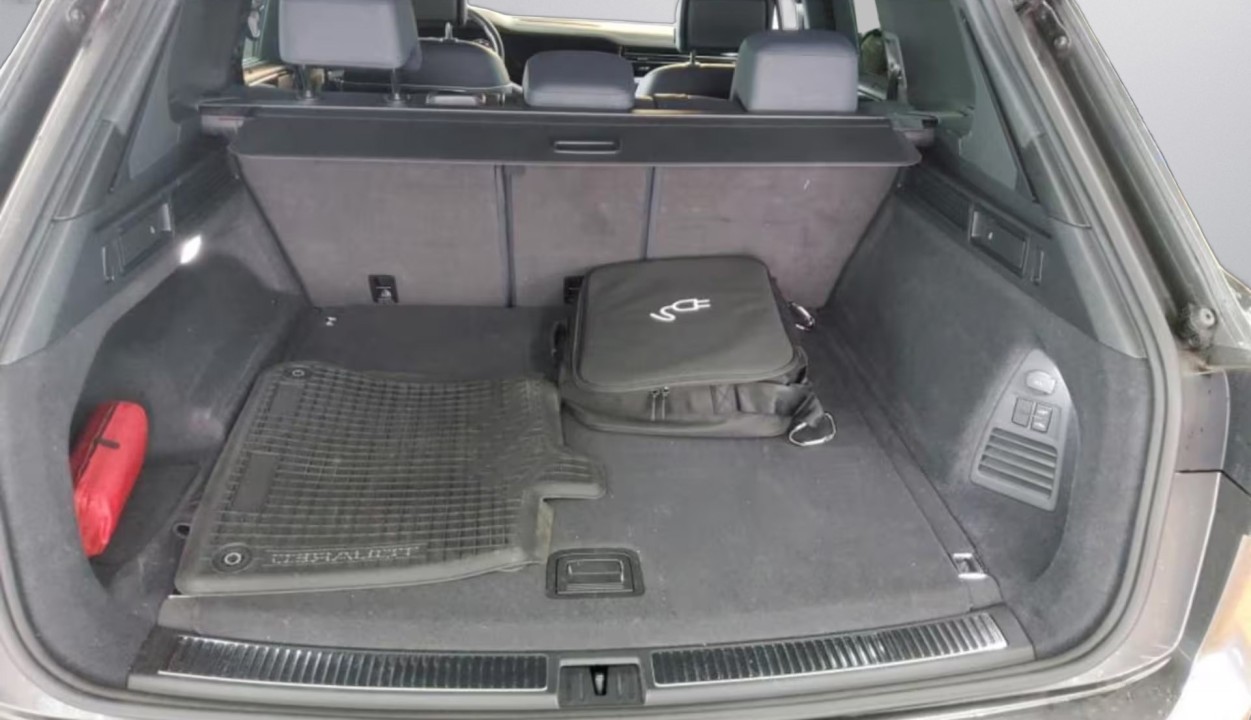 Volkswagen Touareg V6 TSI eHybrid Elegance (4)