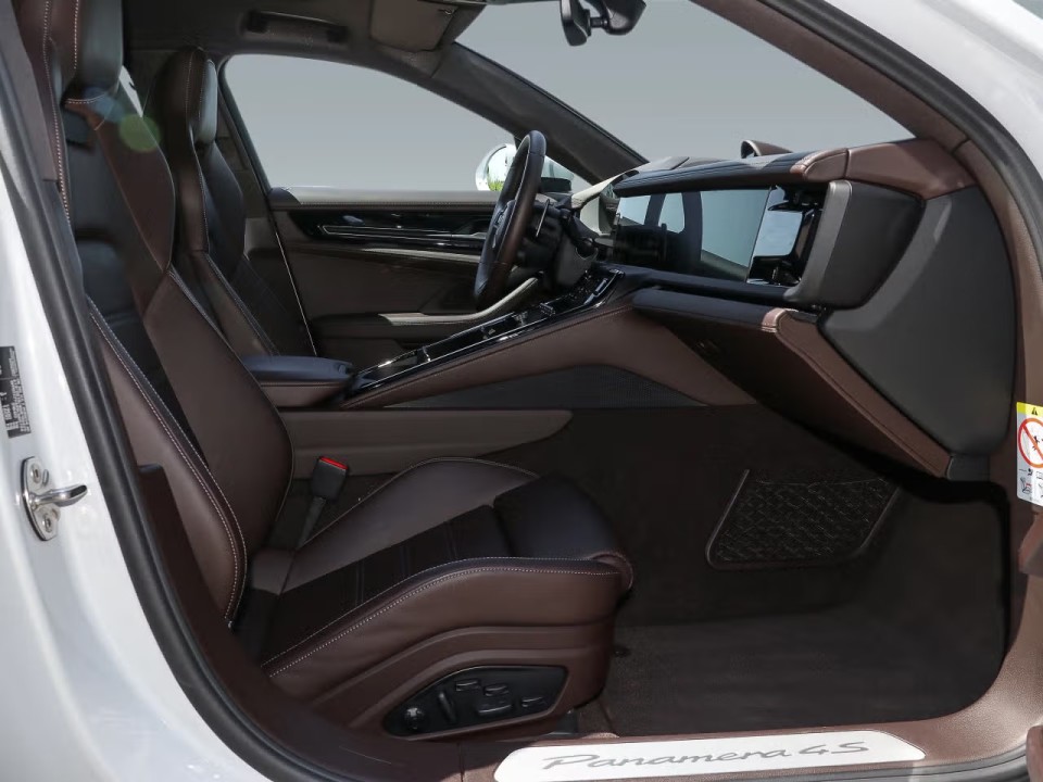 Porsche Panamera 4S E-Hybrid - foto 11