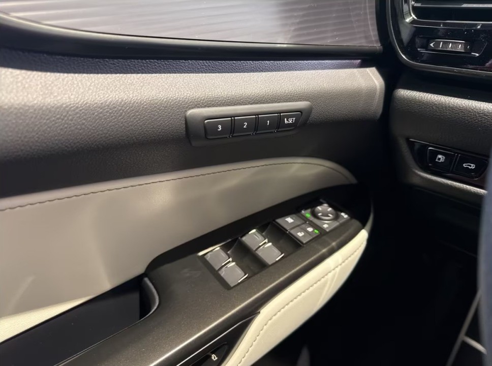 Lexus Seria NX 450h+ E-Four F-Sport - foto 13