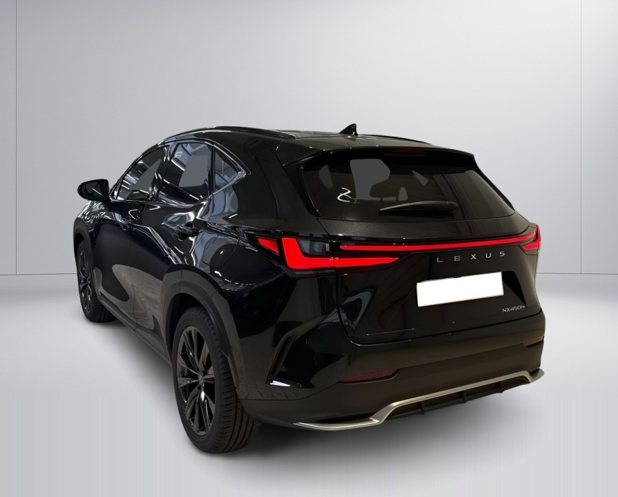Lexus Seria NX 450h+ E-Four F-Sport (5)