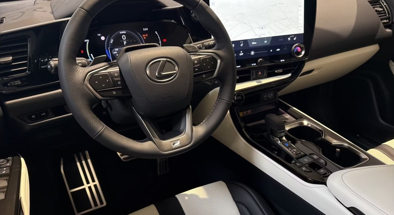 Lexus Seria NX 450h+ E-Four F-Sport - foto 11