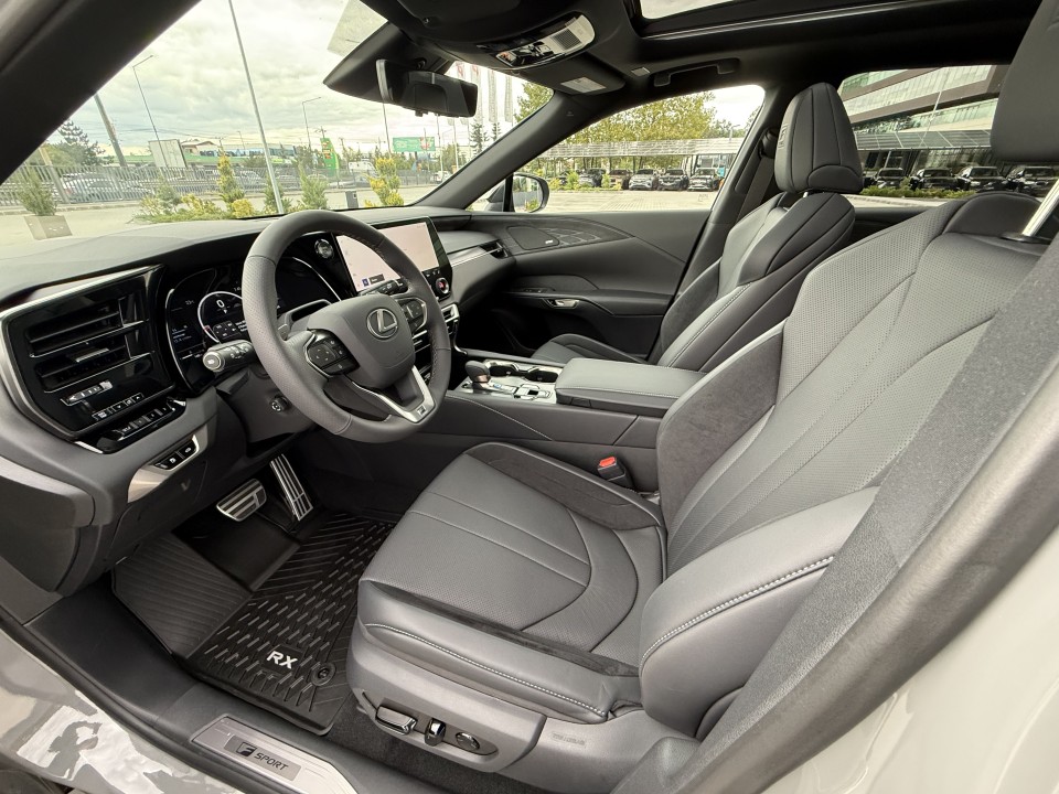 Lexus Seria RX 500h F-Sport Performance 2 - foto 11
