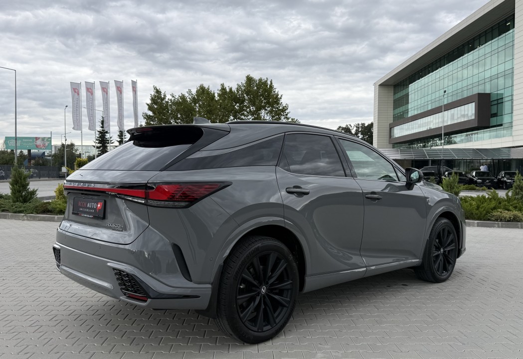 Lexus Seria RX 500h F-Sport Performance 2 (3)