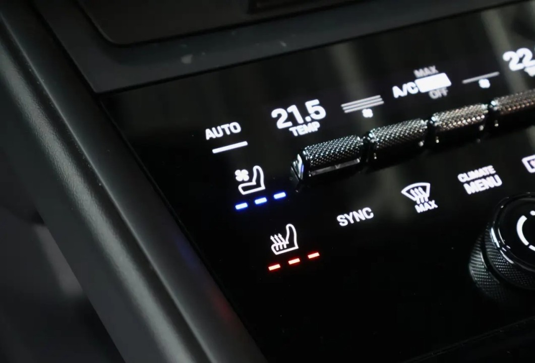 Porsche Macan 4 - foto 15
