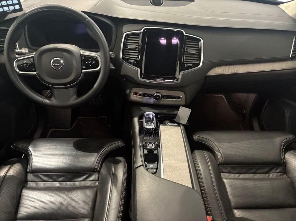 Volvo XC 90 - foto 7