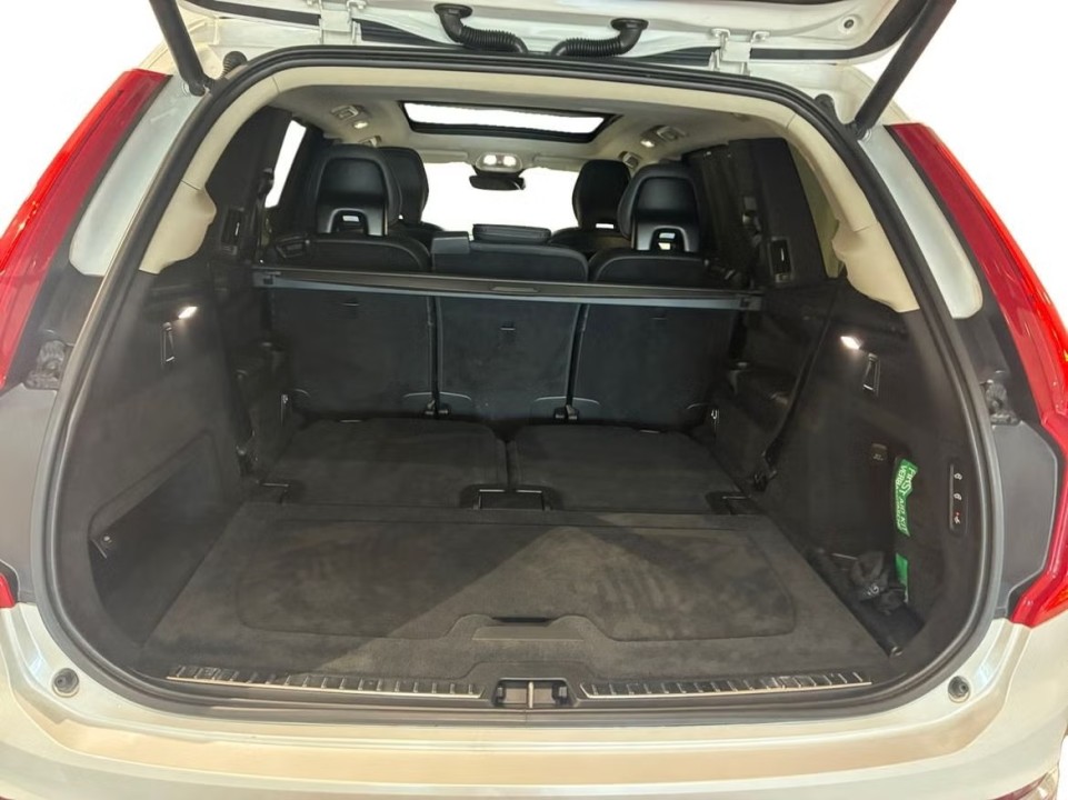 Volvo XC 90 - foto 12