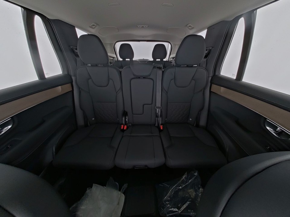 Volvo XC 90 T8 Plus Dark Recharge (5)
