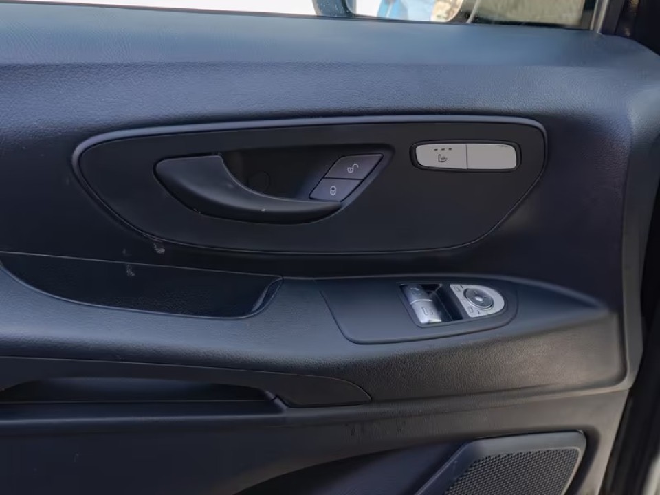 Mercedes-Benz Vito - foto 23