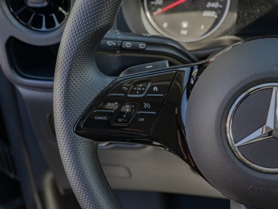 Mercedes-Benz Vito - foto 8