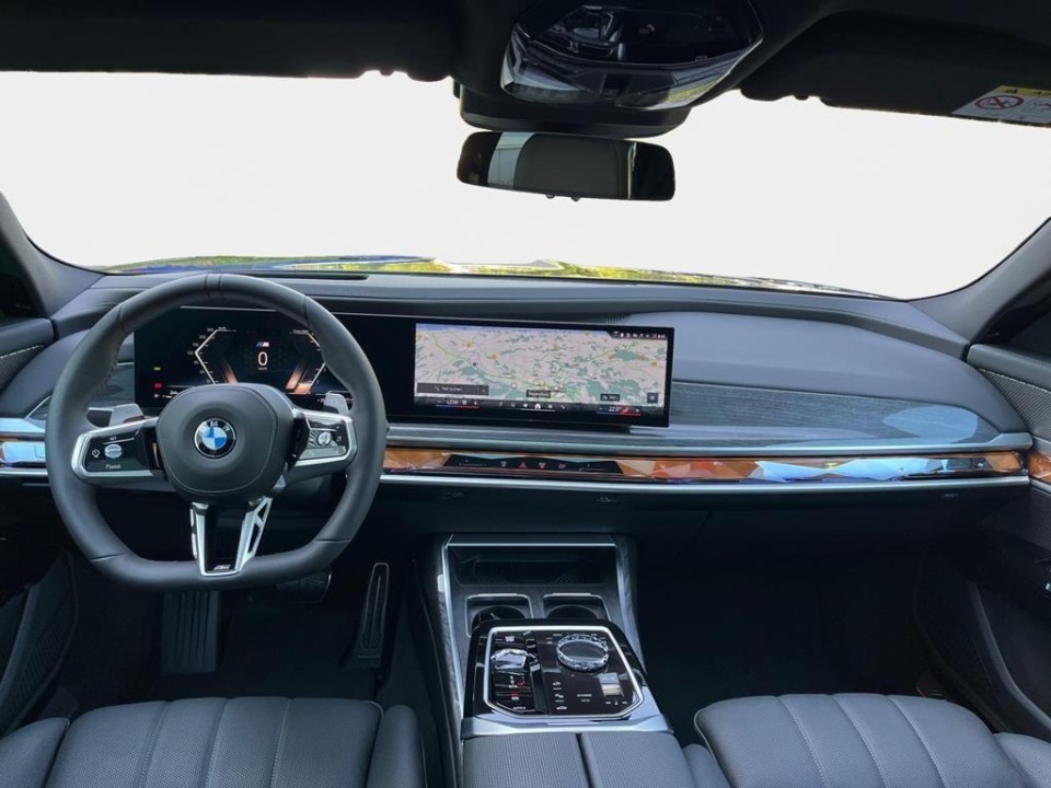 BMW Seria 7 xDrive740d - foto 7