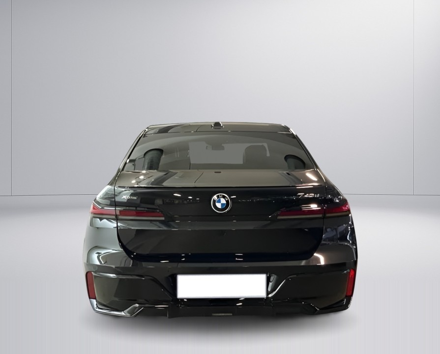 BMW Seria 7 xDrive740d (5)