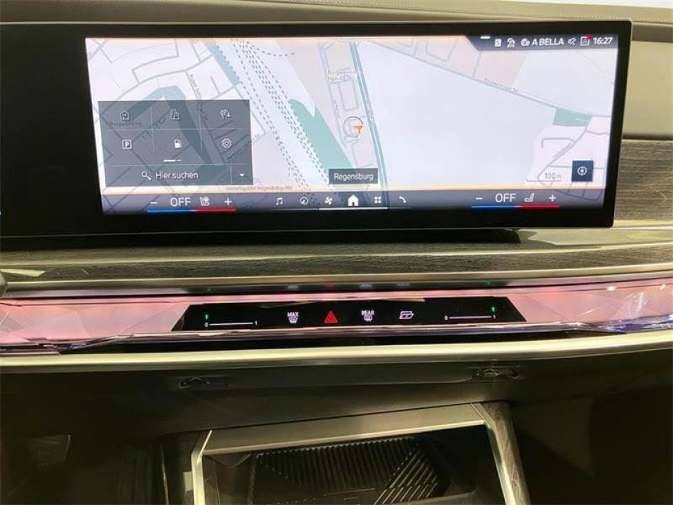 BMW Seria 7 xDrive740d - foto 16