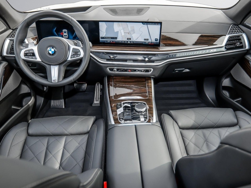 BMW X5 xDrive30d - foto 9