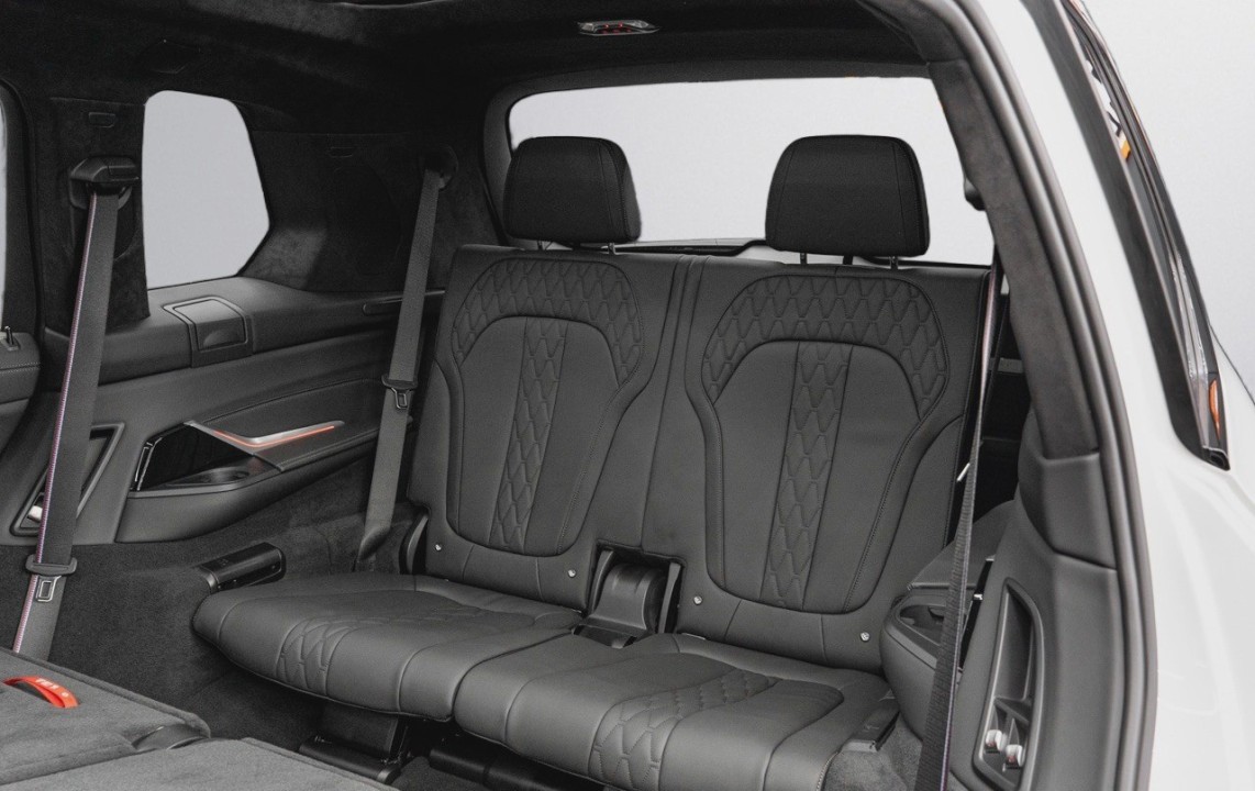 BMW X7 xDrive40i - foto 13