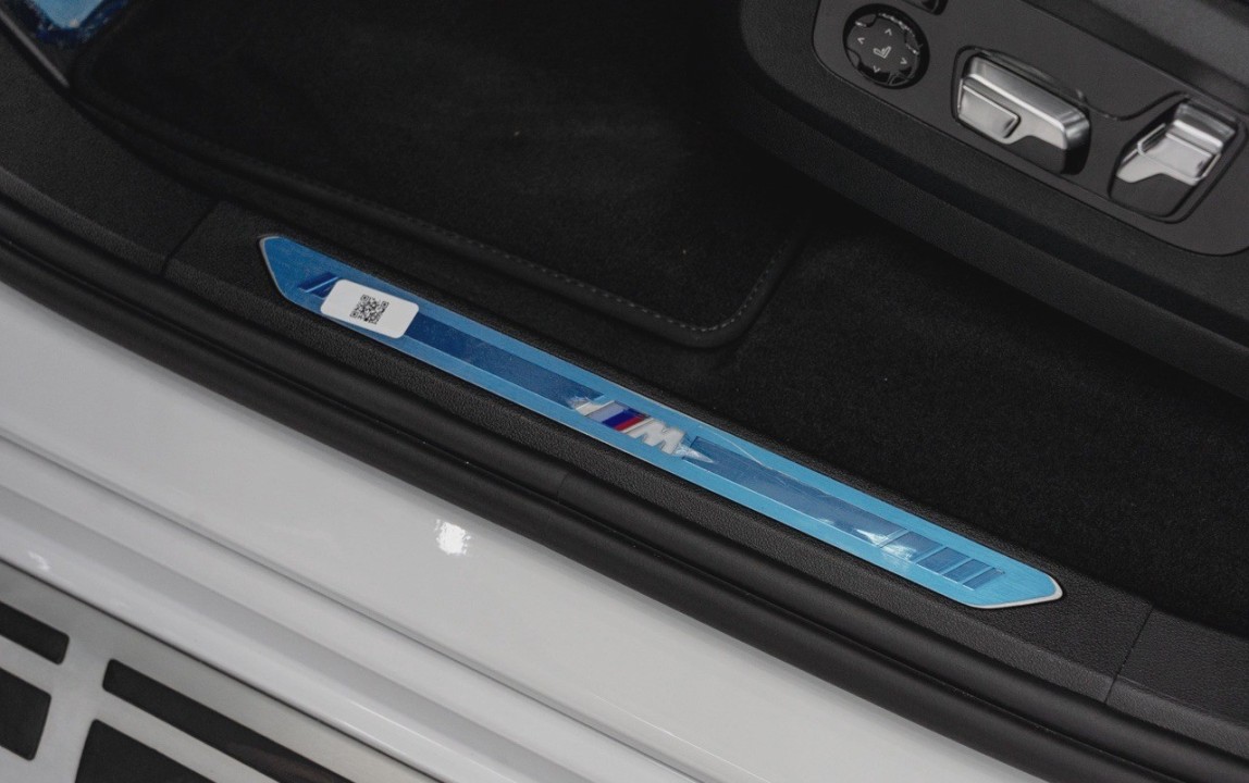 BMW X7 xDrive40i - foto 32