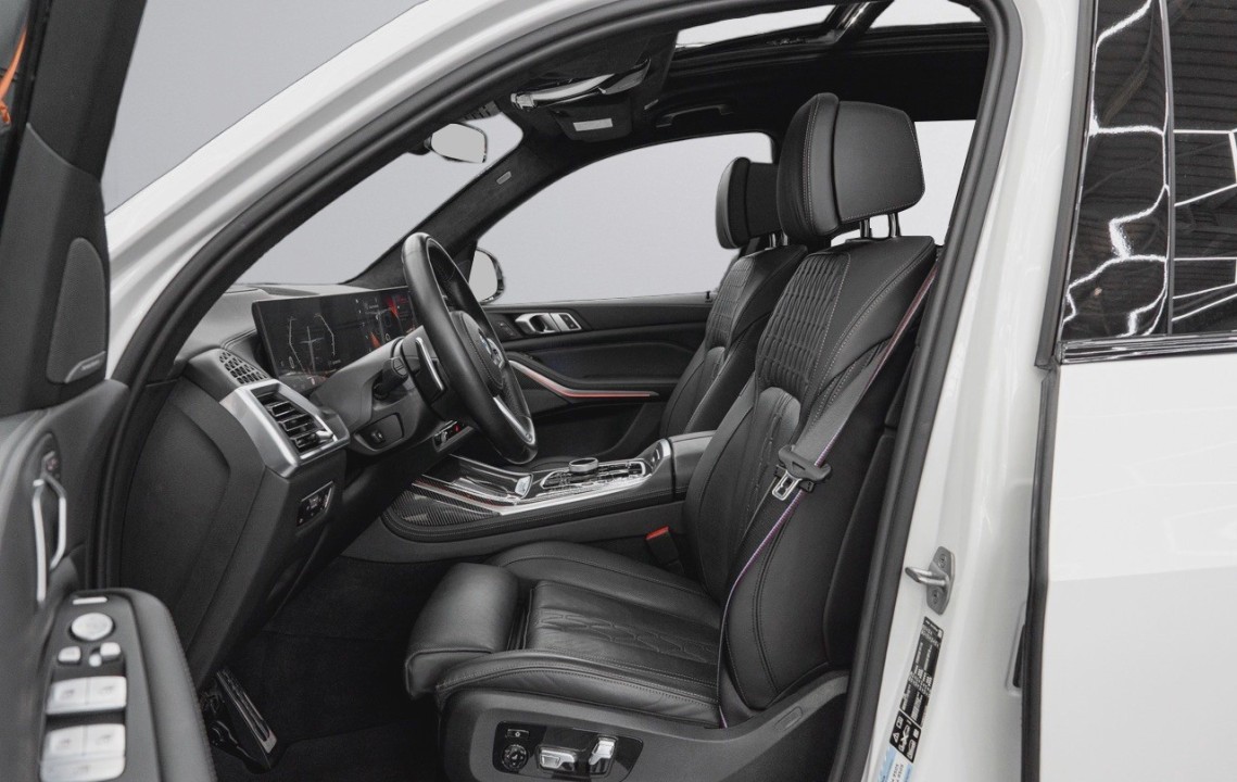 BMW X7 xDrive40i - foto 11
