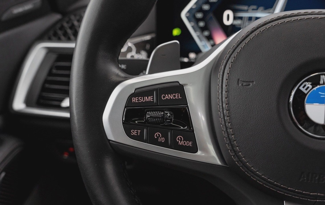 BMW X7 xDrive40i - foto 21