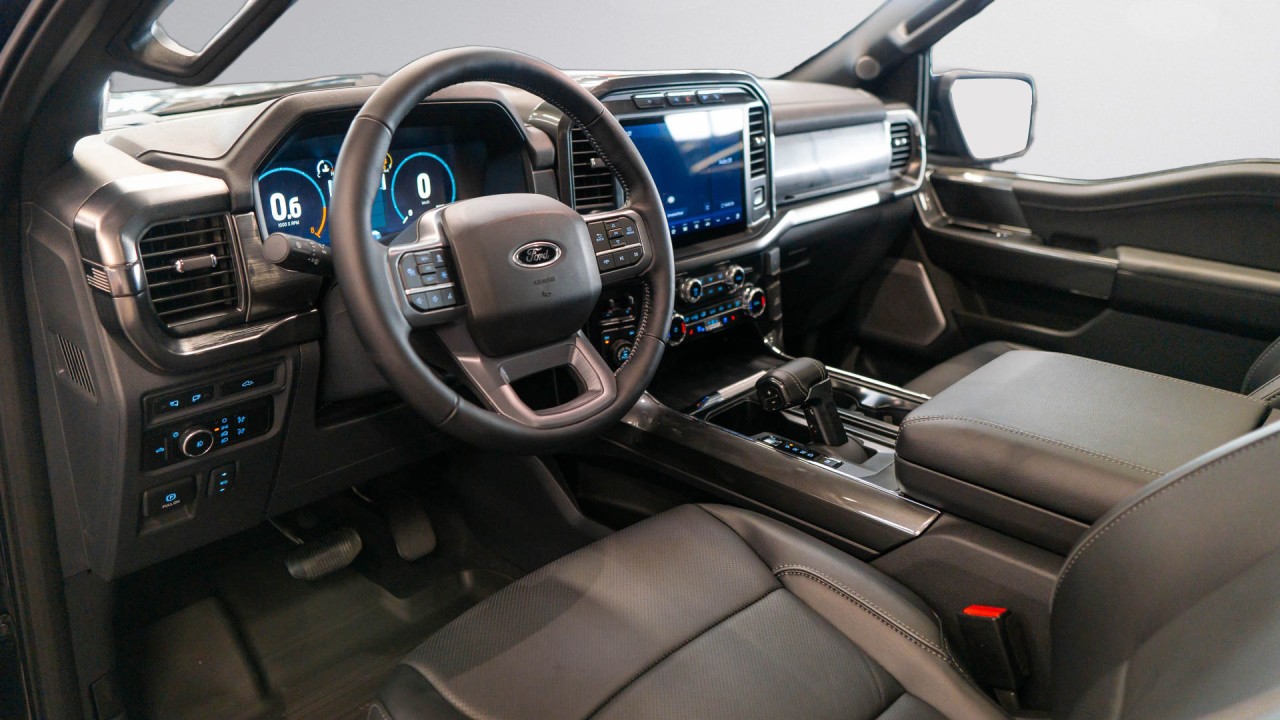 Ford F150 Lariat Black Edition 5.0 V8 - foto 10