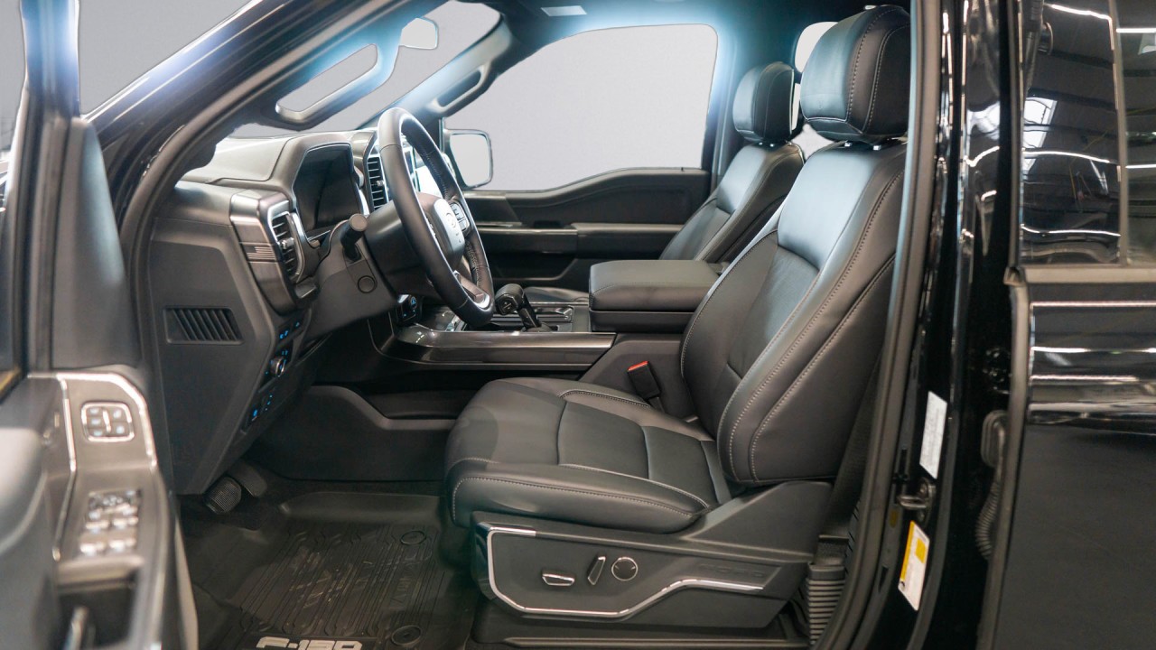 Ford F150 Lariat Black Edition 5.0 V8 - foto 9